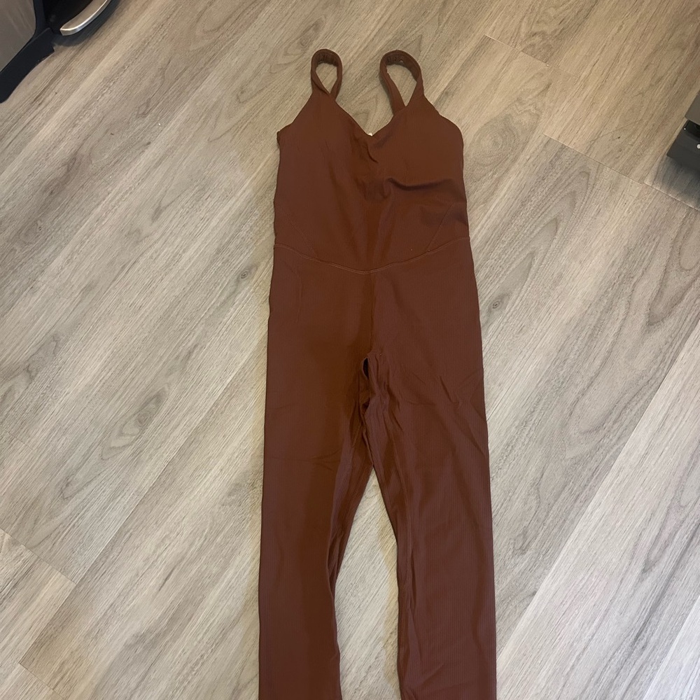 Lululemon Align 25 inch bodysuit!!
